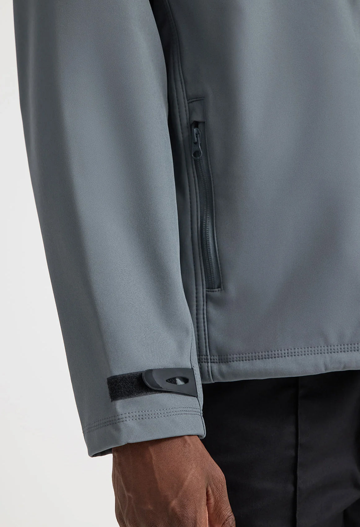 Deluxe Full Zip Soft Shell Jacket 325GSM